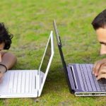 Przydatne i ciekawe informacje – jak odróżniać wartościowe treści od informacyjnego хаосу