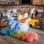 Czysty dom a zdrowy styl życia: dlaczego kanapa, materac i dywan mają większe znaczenie, niż myślisz